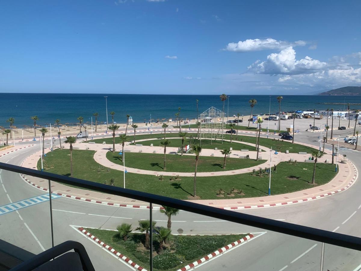 Beachfront High Standard Flat Мартиль Экстерьер фото